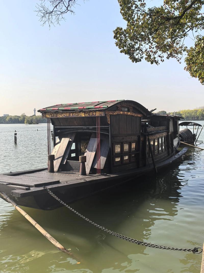 嘉兴南湖红船